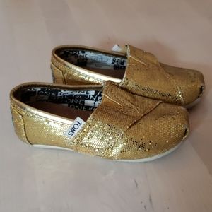 Gold glitter Toms